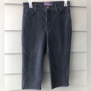 NYDJ Not your daughters jeans dark wash cropped sz 4 embellished pockets